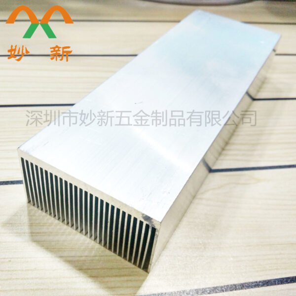 Aluminum Heat Sink 200 × 69 × 36 mm — Dense Fins, High Power - product detail view